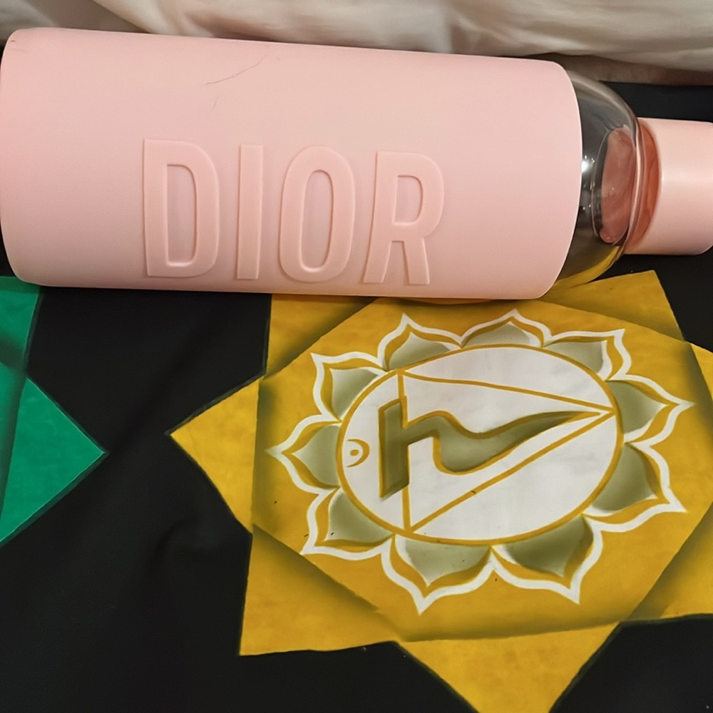 NiB Christian Dior Water Bottle, Never used!! - Picture 5 of 5